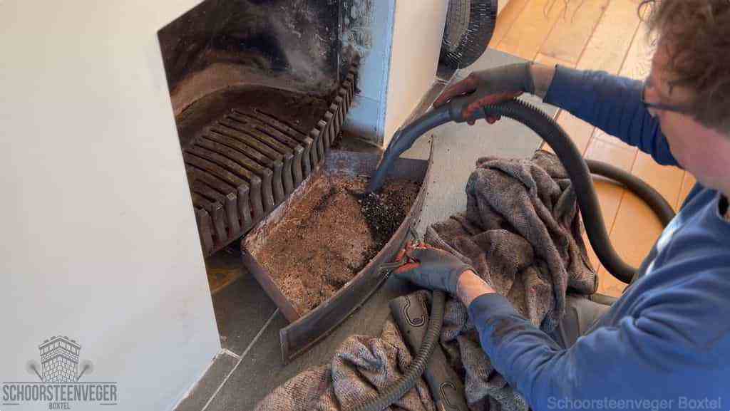 Prijs schoorsteenvegen Boxtel schouw reinigen Prijs schoorsteenvegen Boxtel schouw reinigen