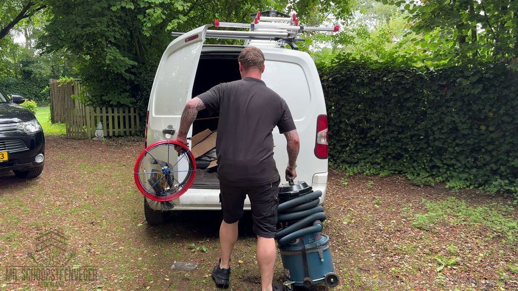 Schoorsteen onderhoud Boxtel ladder bus Schoorsteen onderhoud Boxtel ladder bus